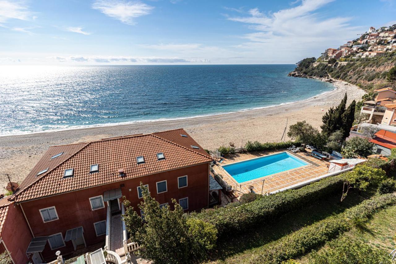 Golfe Bleu - Havre De Paix En Bord De Plage Roquebrune-Cap-Martin Kültér fotó